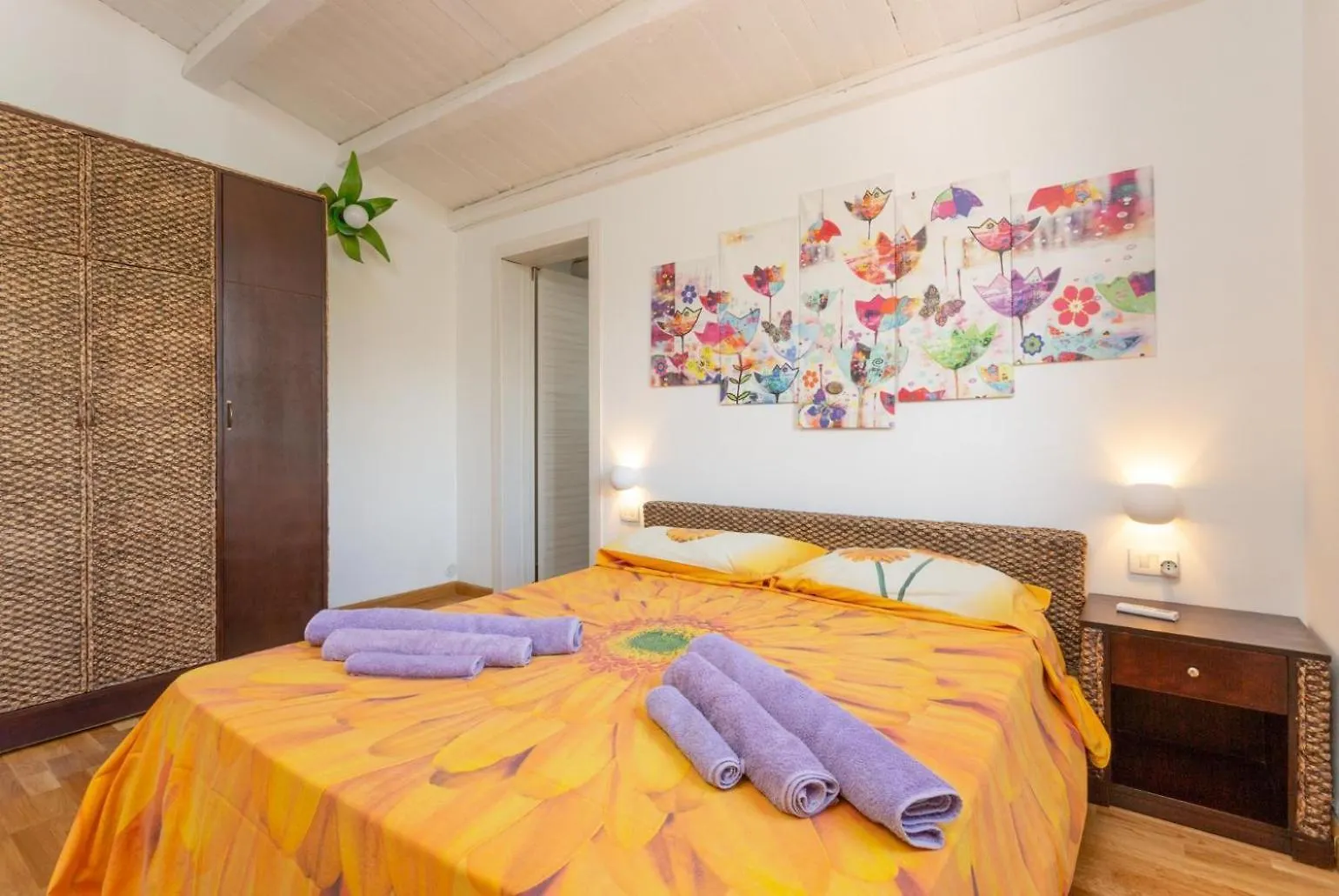 Villa Renzo Scicli 0*,